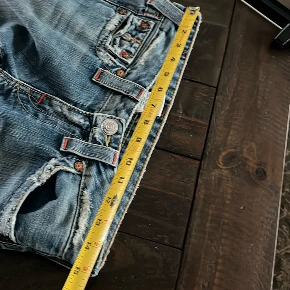 Vintage Y2K True Religion Bell Bottom/Low rise Jeans - Picture 6 of 17